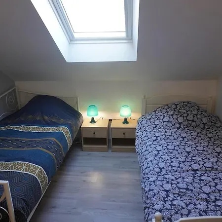 Familial De Avec 2 Places De Parking Prive Interieur Gratuit Daire Beuvrages